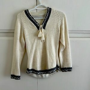 Peru alpaca soft white sweater